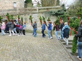 Palmsonntag in St. Crescentius - Beginn der Heiligen Woche (© Karl-Franz Thiede)
